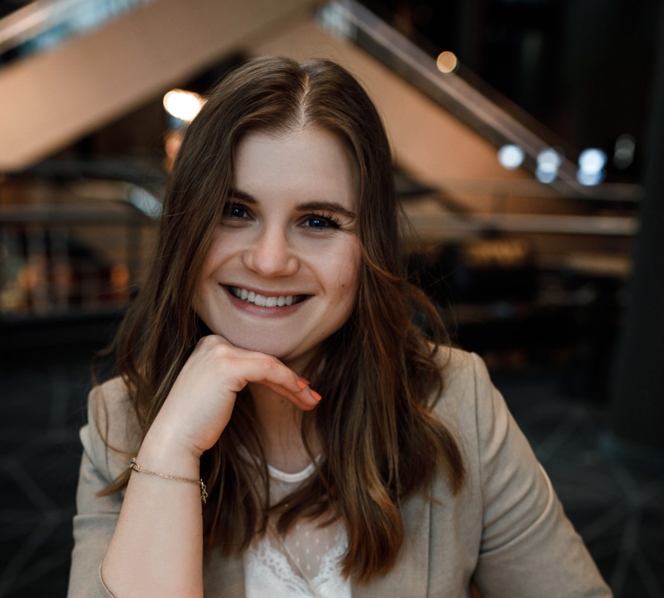 Annika Groß, Hypnose Coach in Köln, Annlight Coaching, Portraitfoto